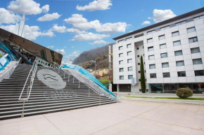 Yomo Mola Park Andorra La Vella